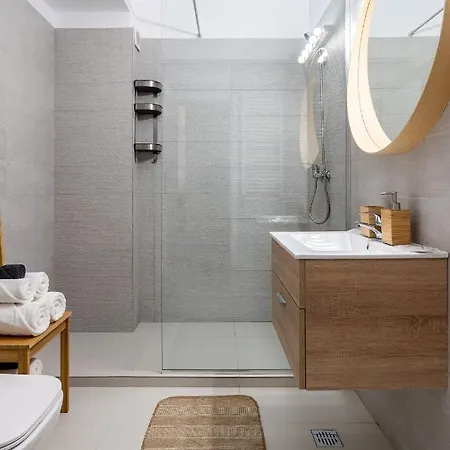 2xking Bed Apartment- Mamaia Nord- 70m From Beach Апартаменты *