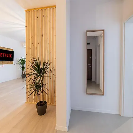 Apartament 2xking Bed Apartment- Mamaia Nord- 70m From Beach